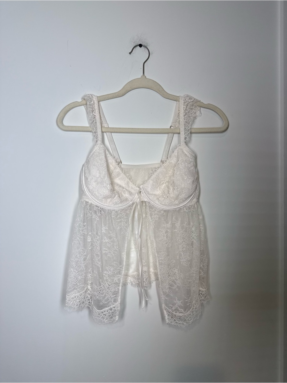 NWT Victoria’s Secret Dream Angels White Lace Babydoll Bra Top S DD